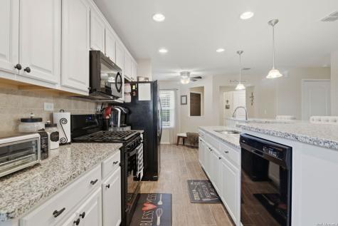 3302 Red Falls Road San Antonio TX 78253