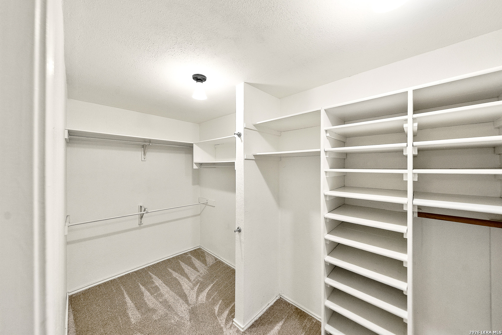 2831 Peppermill Run San Antonio TX 78231