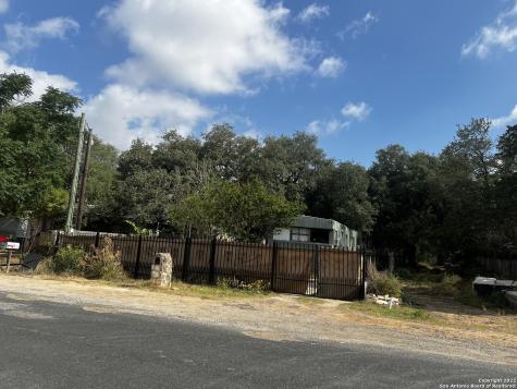 40 Viewpoint Drive Poteet TX 78065