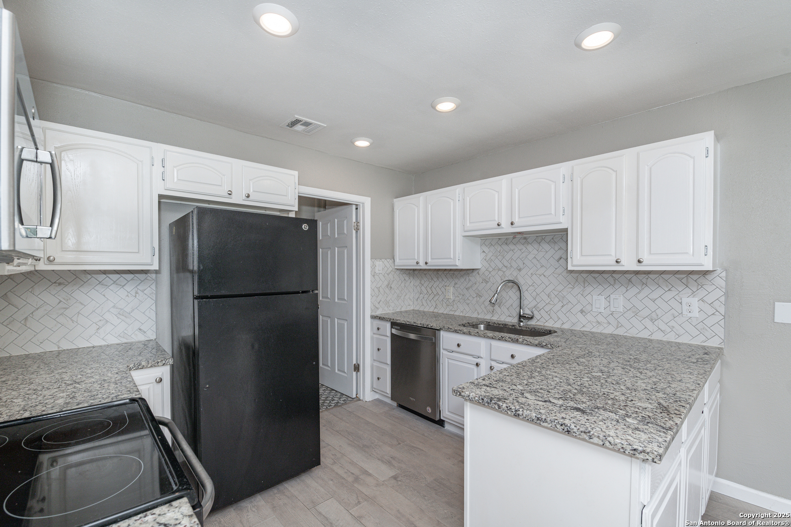 6131 Windbrooke Street San Antonio TX 78249
