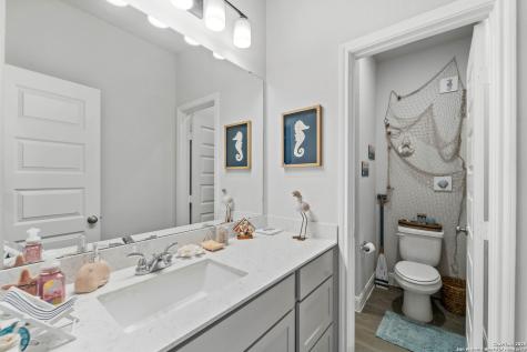 24138 Sidehill Lie San Antonio TX 78261