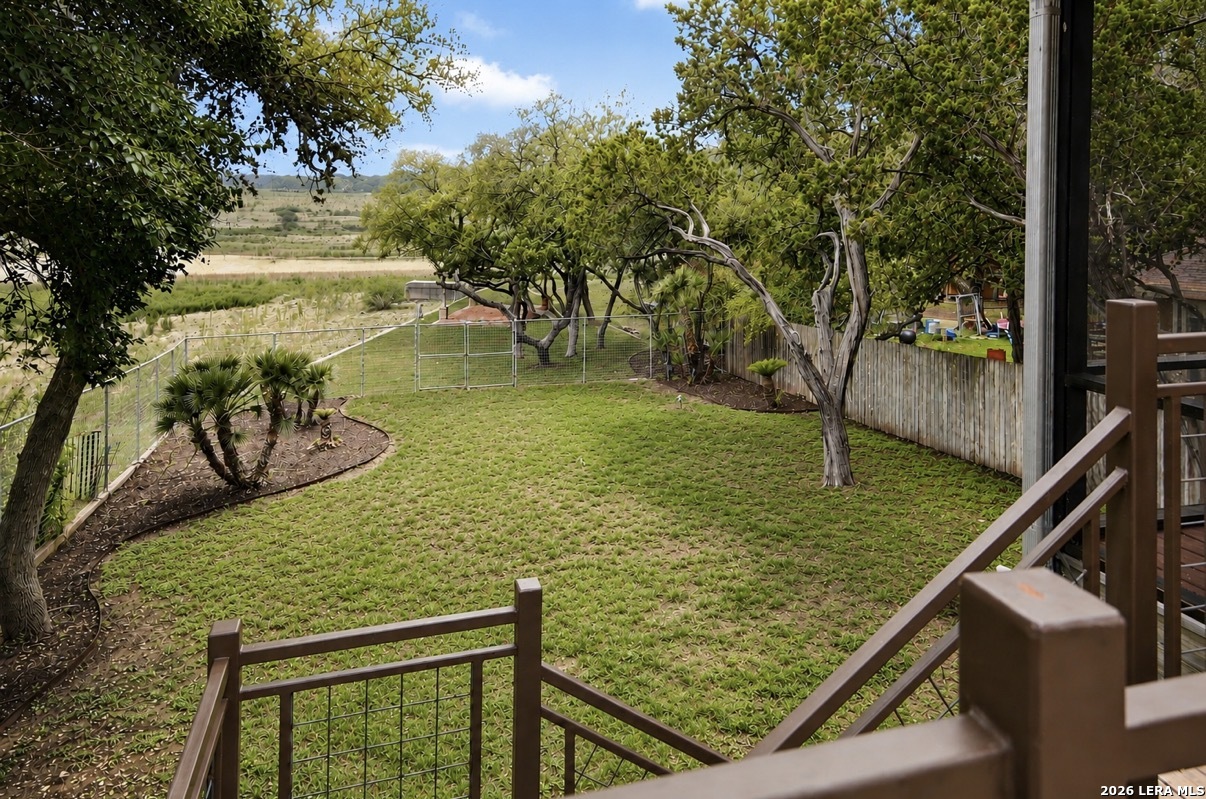 745 Lookout Lakehills TX 78063