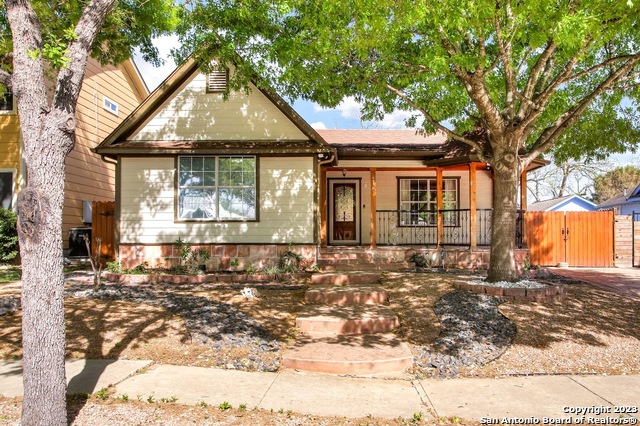 614 Claude W Black San Antonio TX 78203