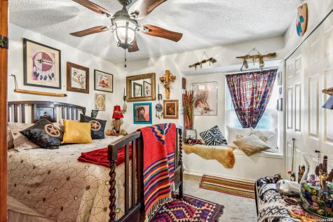 7346 Hidden Hills N San Antonio TX 78244