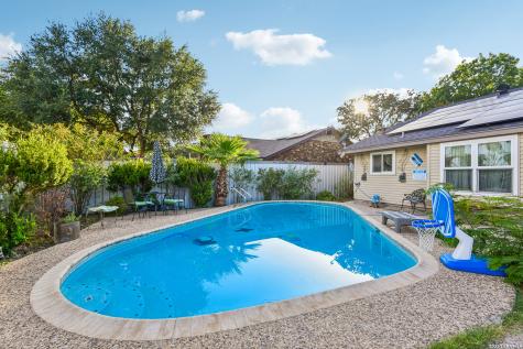 7346 Hidden Hills N San Antonio TX 78244