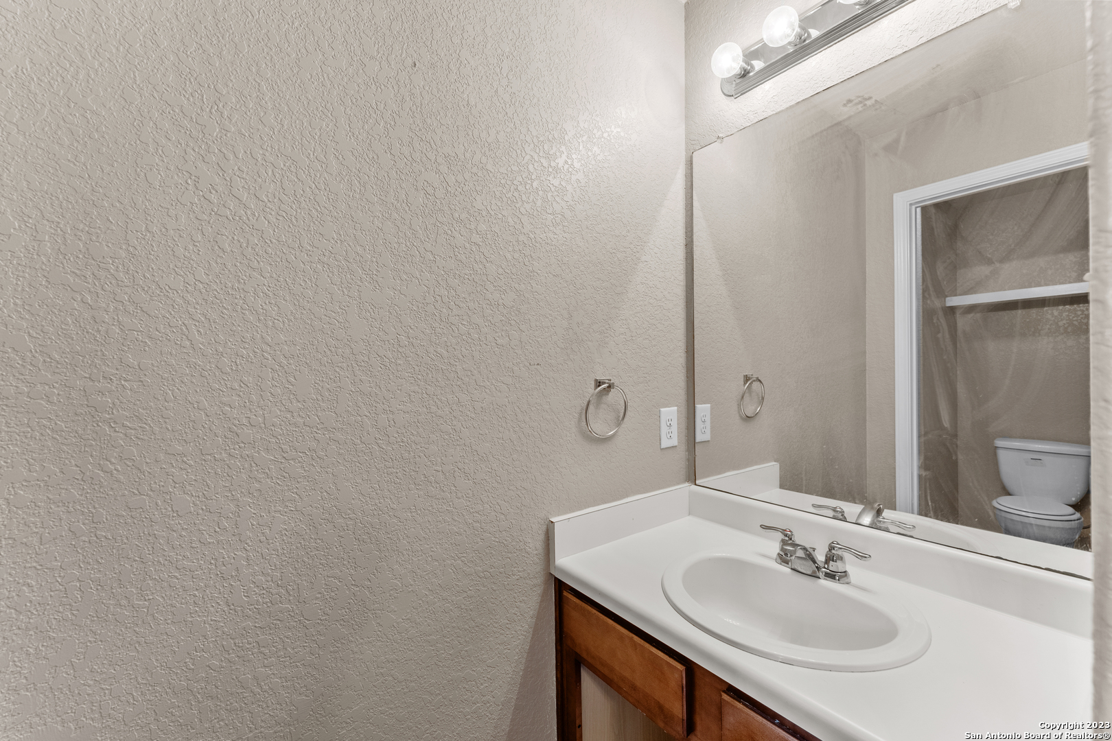 12122 Chi Chis Cove San Antonio TX 78221