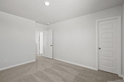 173 Hunters Camp San Antonio TX 78245