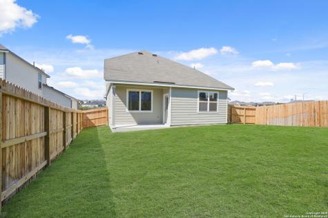 173 Hunters Camp San Antonio TX 78245