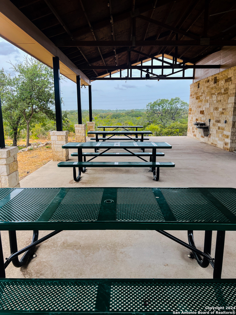 173 Hunters Camp San Antonio TX 78245