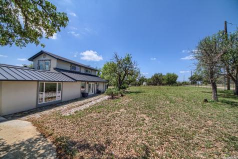193 Doris Drive Kerrville TX 78028