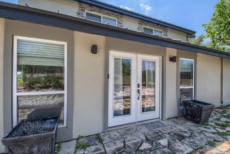 193 Doris Drive Kerrville TX 78028