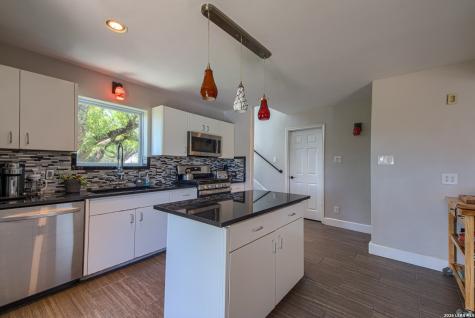193 Doris Drive Kerrville TX 78028
