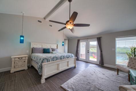 193 Doris Drive Kerrville TX 78028