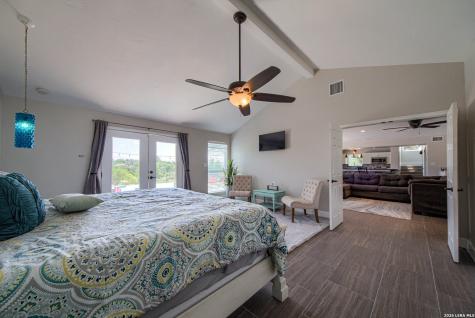 193 Doris Drive Kerrville TX 78028