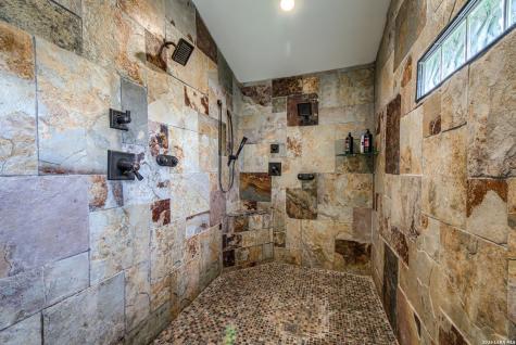 193 Doris Drive Kerrville TX 78028