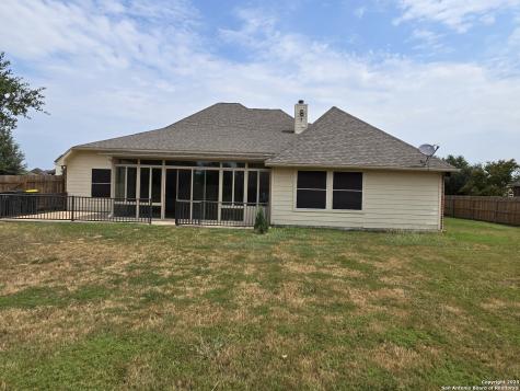 6718 Laura Heights Schertz TX 78154