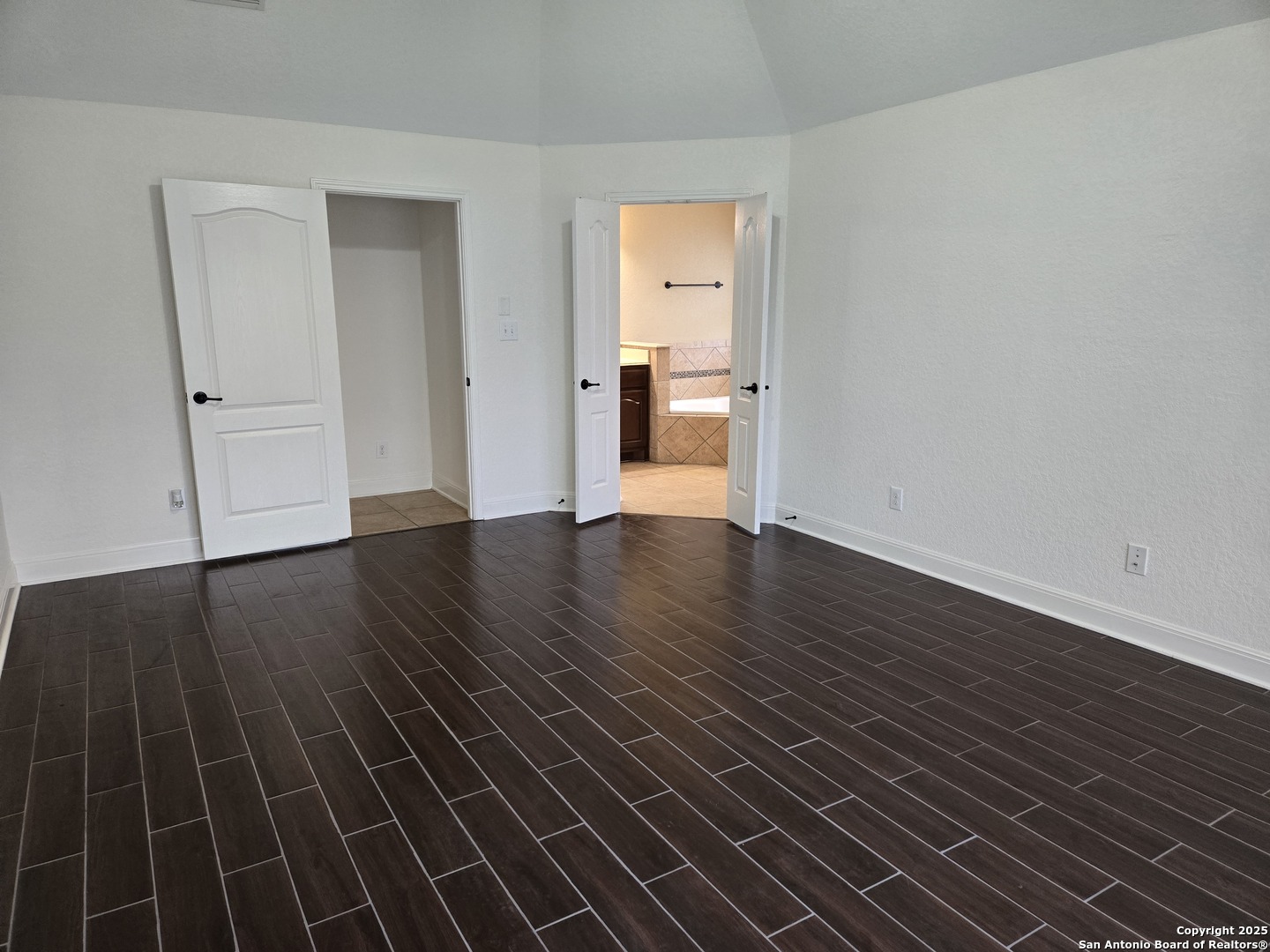 6718 Laura Heights Schertz TX 78154