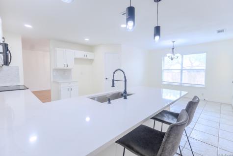 5135 Stormy Hills San Antonio TX 78247
