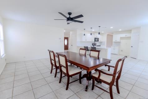 5135 Stormy Hills San Antonio TX 78247