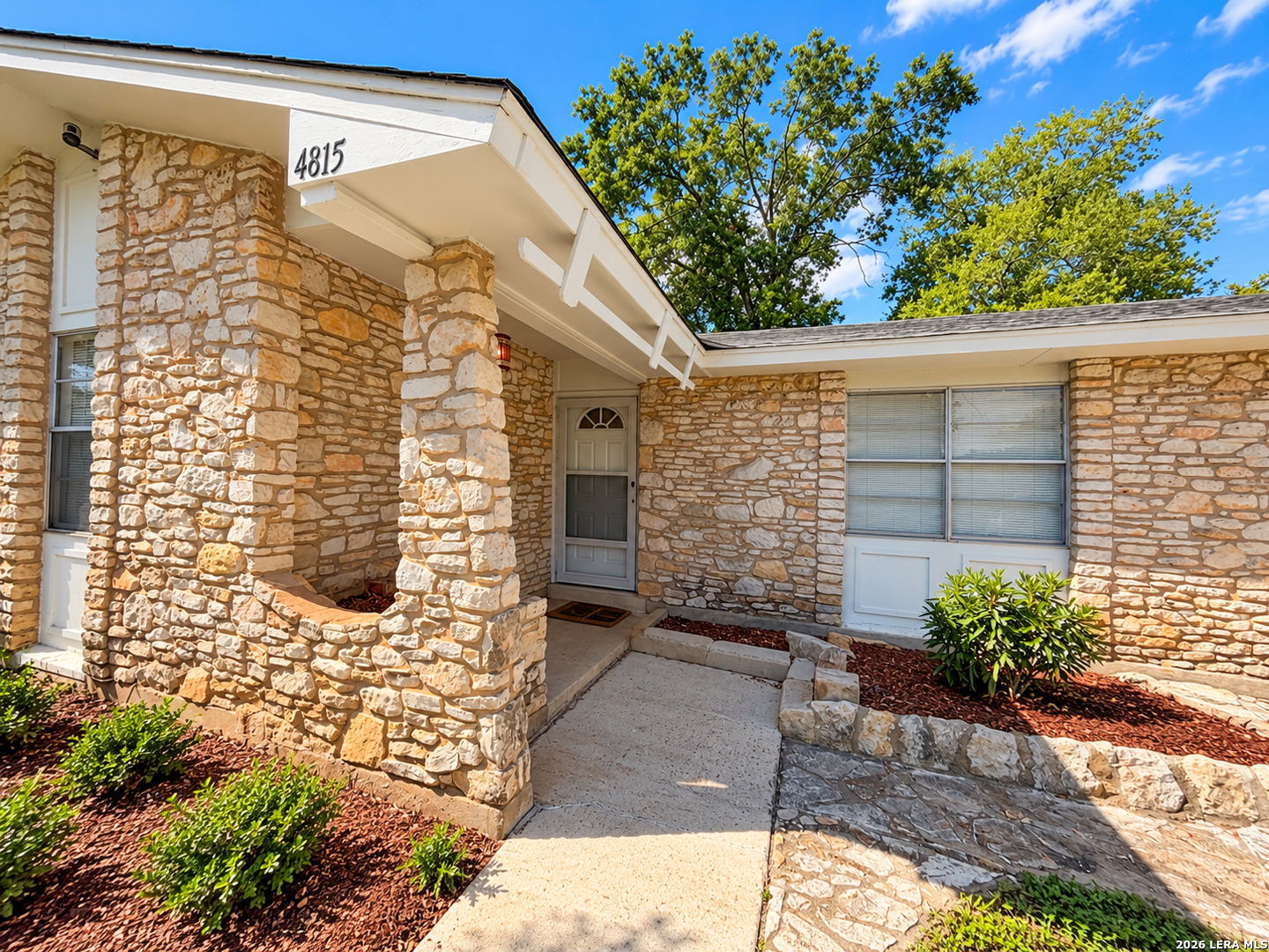 4815 Casa Manana Street San Antonio TX 78233