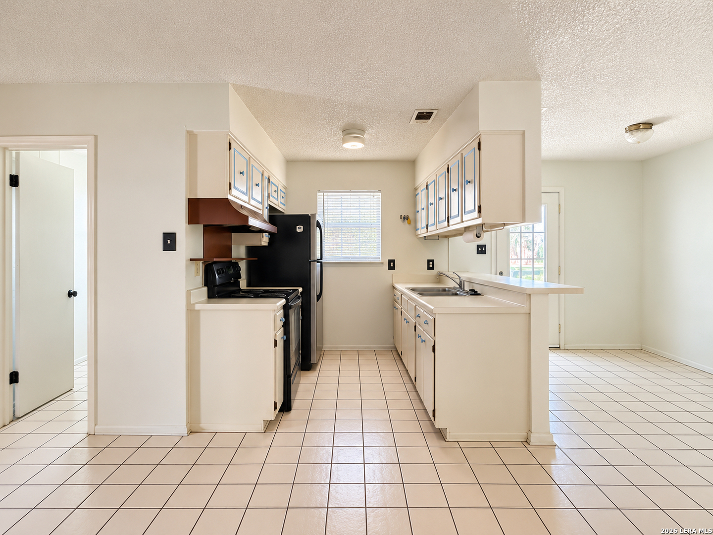 4815 Casa Manana Street San Antonio TX 78233