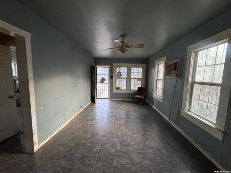 613 Blaine San Antonio TX 78202