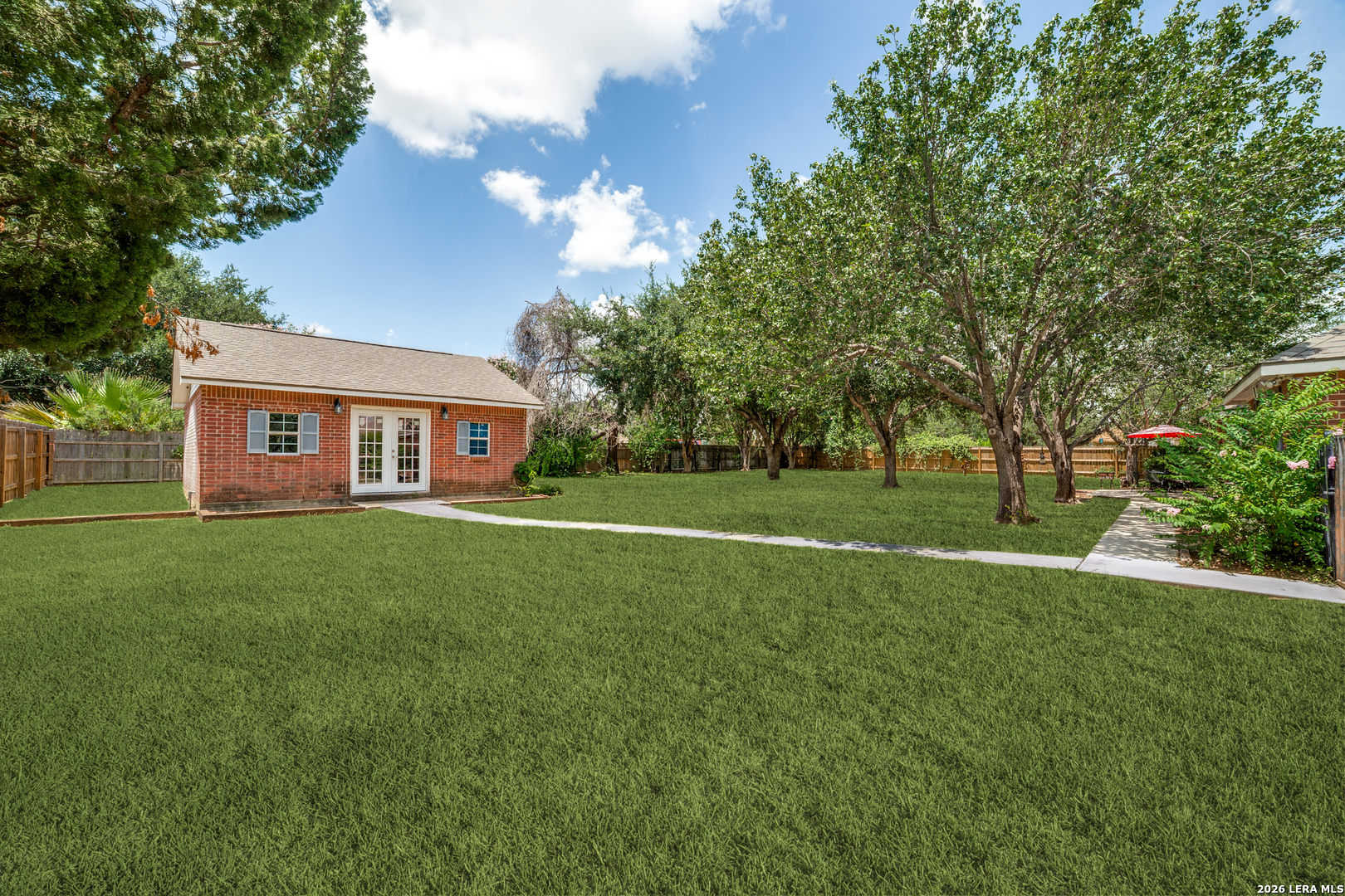 1717 Embassy Road Pleasanton TX 78064