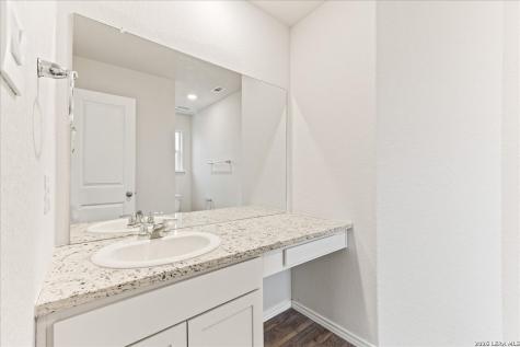 1149 Barn Swallow Way San Antonio TX 78253