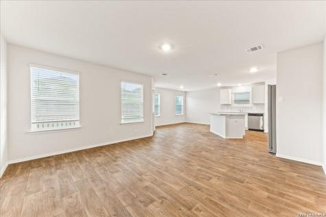1149 Barn Swallow Way San Antonio TX 78253