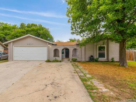 6627 Robin Forest San Antonio TX 78239