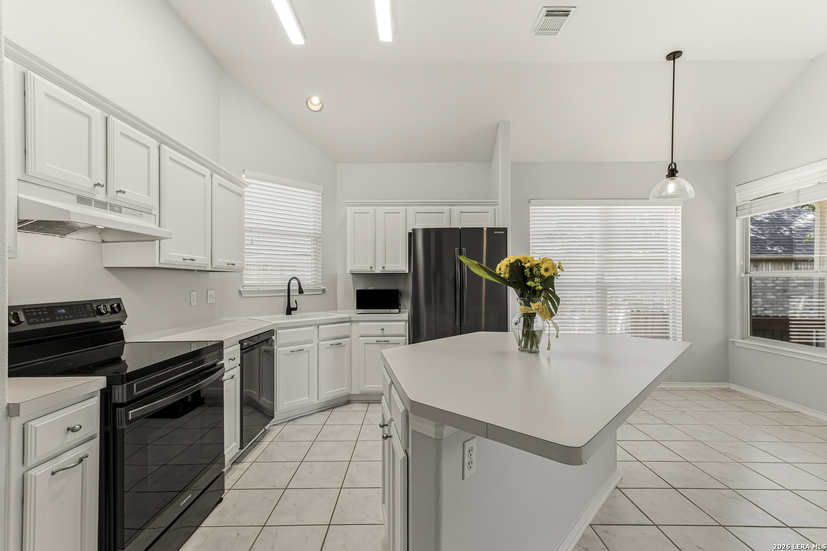 2002 Simpson Trail San Antonio TX 78251