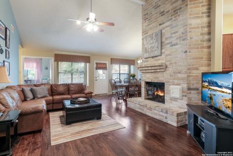 7718 Apple Green San Antonio TX 78240