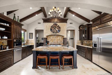 2170 Sierra Madre Canyon Lake TX 78133