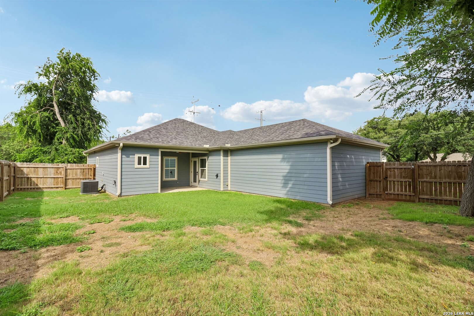 1535 Larkspur San Antonio TX 78213