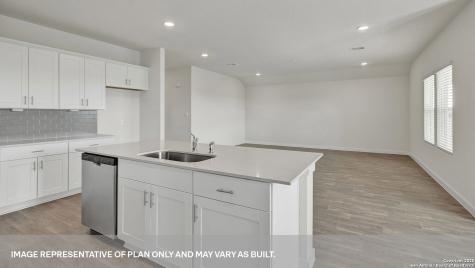 426 Kolbo Crossing Cove Lockhart TX 78644