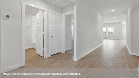 426 Kolbo Crossing Cove Lockhart TX 78644