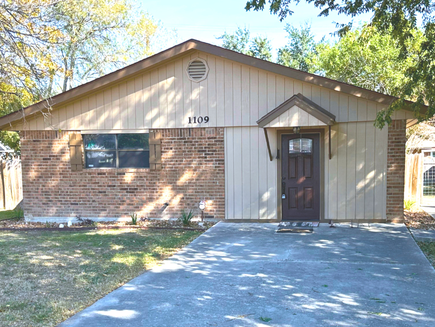 1109 Lazy Trail New Braunfels TX 78130