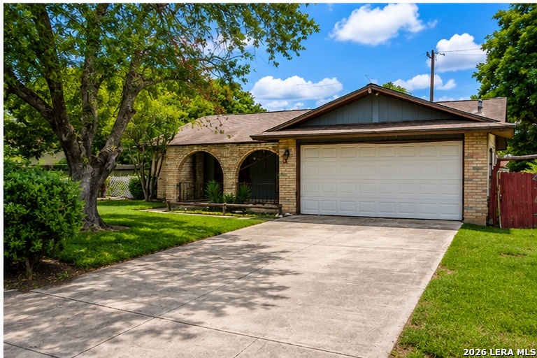 618 Sawtooth San Antonio TX 78245