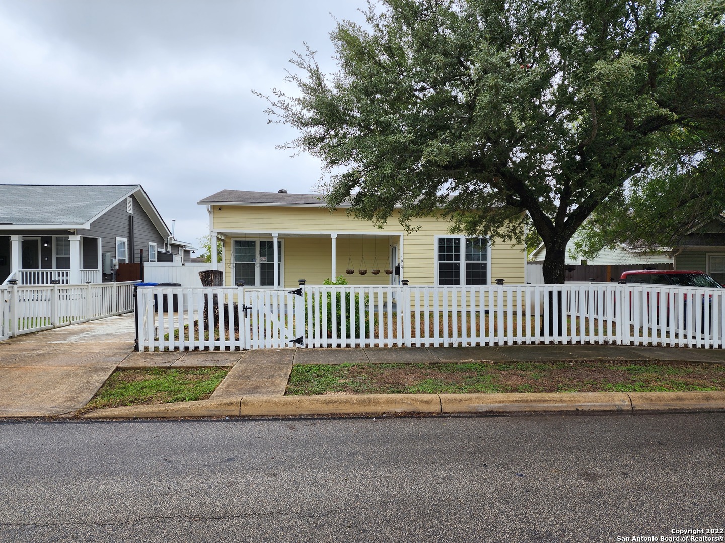 1914 W Craig Place San Antonio TX 78201