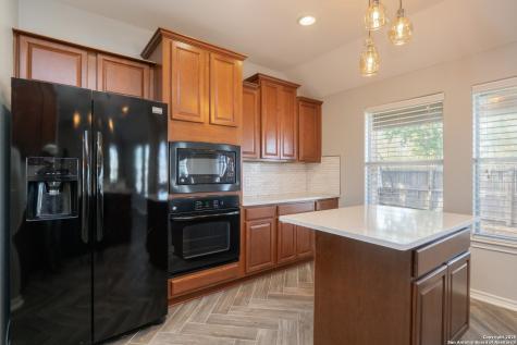 206 Club View West Seguin TX 78155