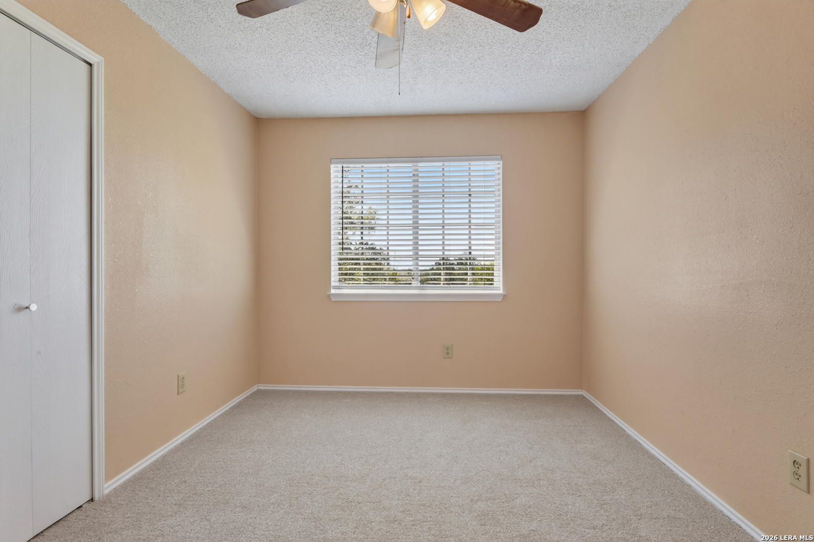 4210 Knollpond San Antonio TX 78247