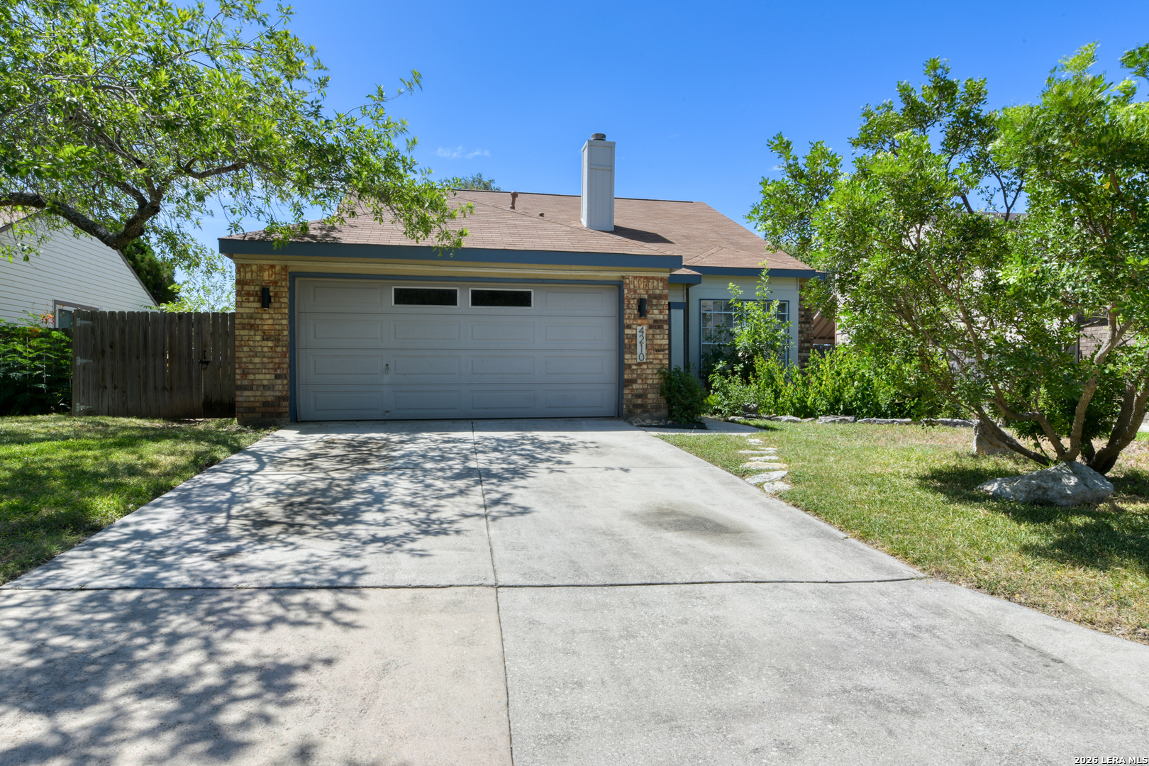 4210 Knollpond San Antonio TX 78247