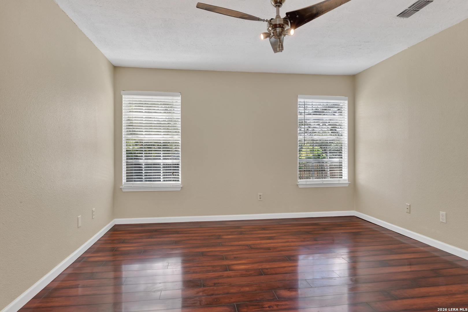 4210 Knollpond San Antonio TX 78247