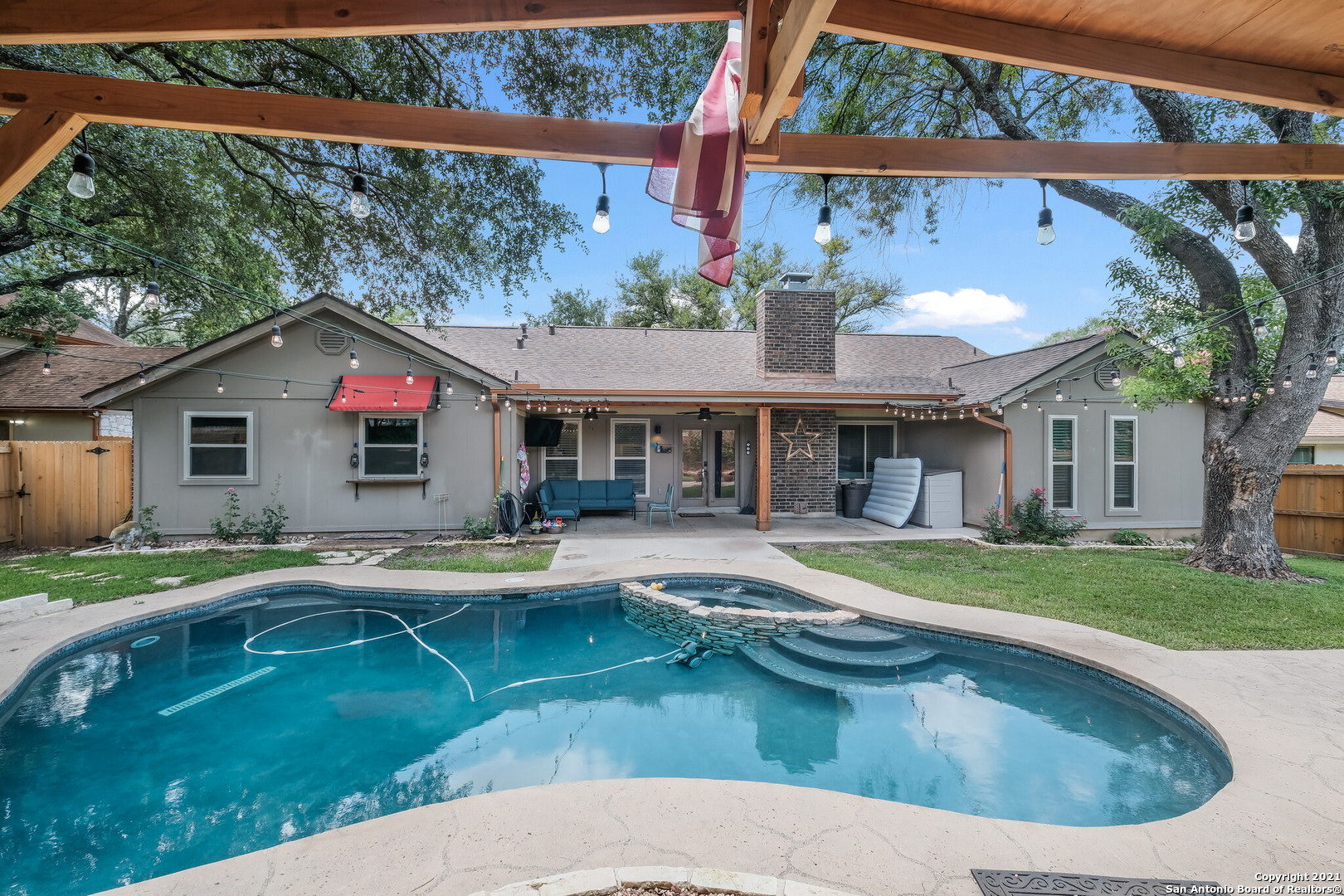 15238 Oak Spring Street San Antonio TX 78232