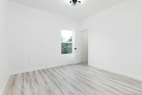 1339 Schley San Antonio TX 78210
