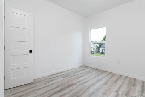 1339 Schley San Antonio TX 78210