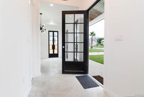 1339 Schley San Antonio TX 78210