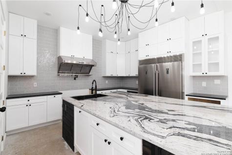 1339 Schley San Antonio TX 78210