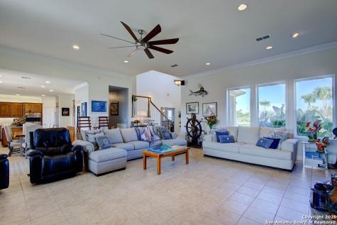 411 Porpoise Drive Aransas Pass TX 78336