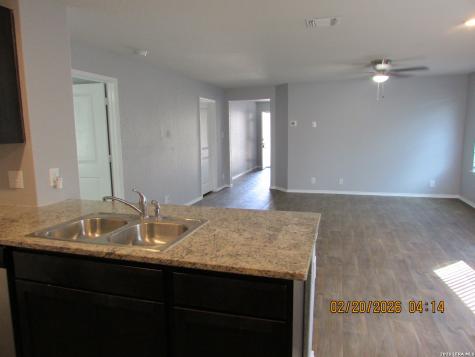 1047 Cozumel Emerald San Antonio TX 78253